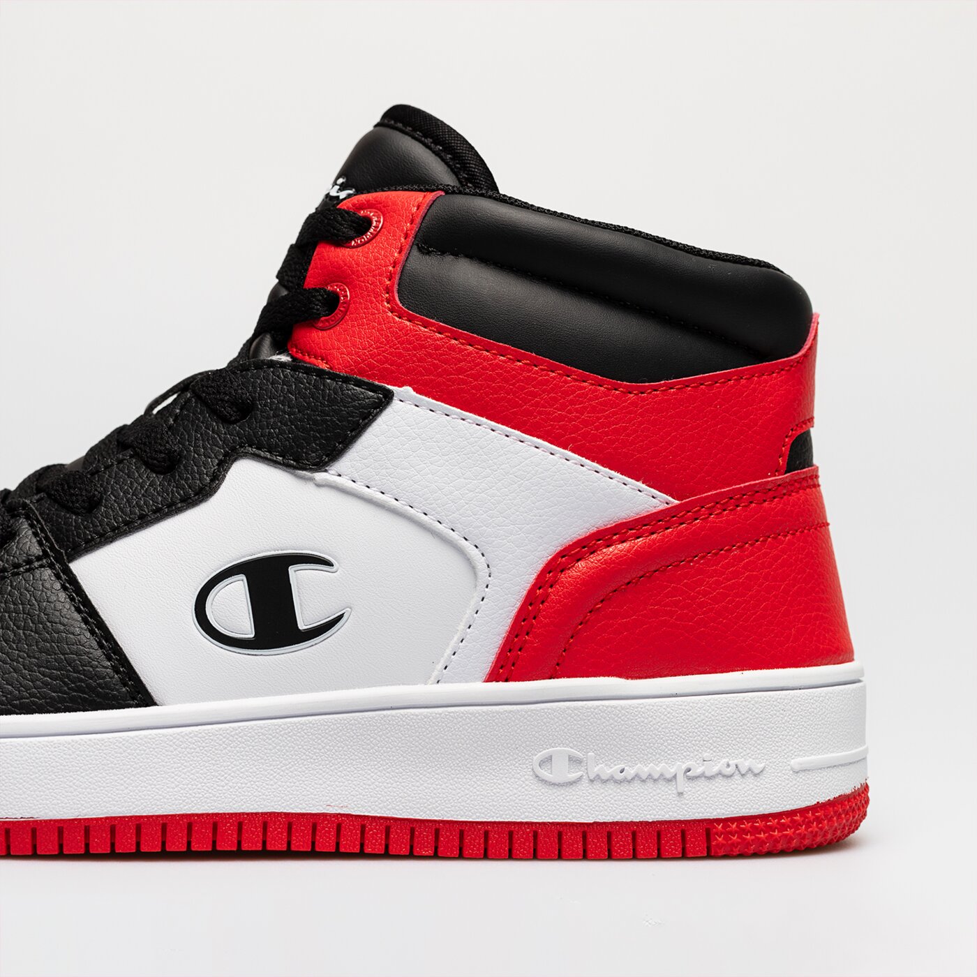 Buty dziecięce CHAMPION CHIKO GS s32714ww001 kolor czarny