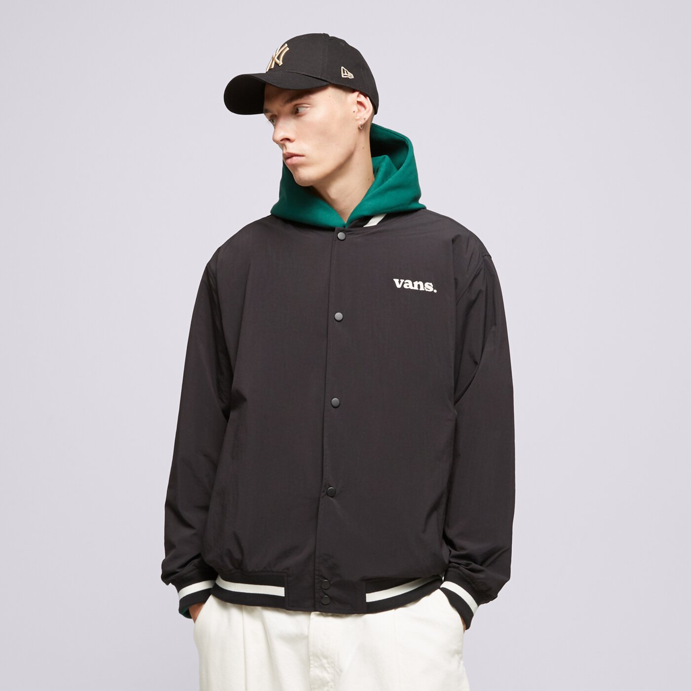Kurtka przejściowa męska VANS KURTKA MOORE VARSITY vn0008g0blk1 kolor czarny
