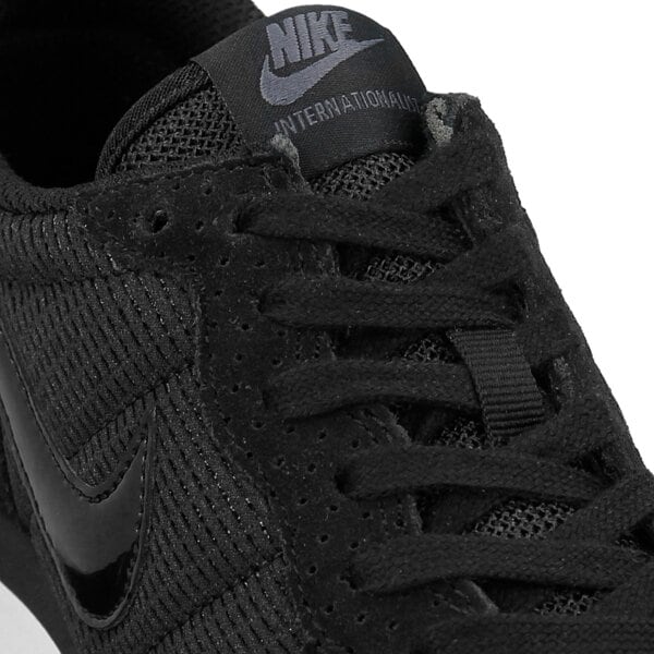 Buty sportowe damskie NIKE WMNS INTERNATIONALIST  828407-003 kolor czarny