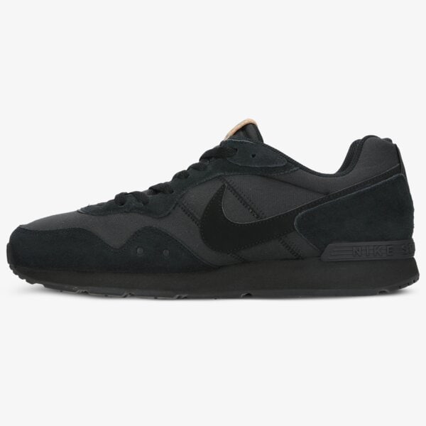 Buty sportowe męskie NIKE VENTURE RUNNER dj1969-001 kolor czarny
