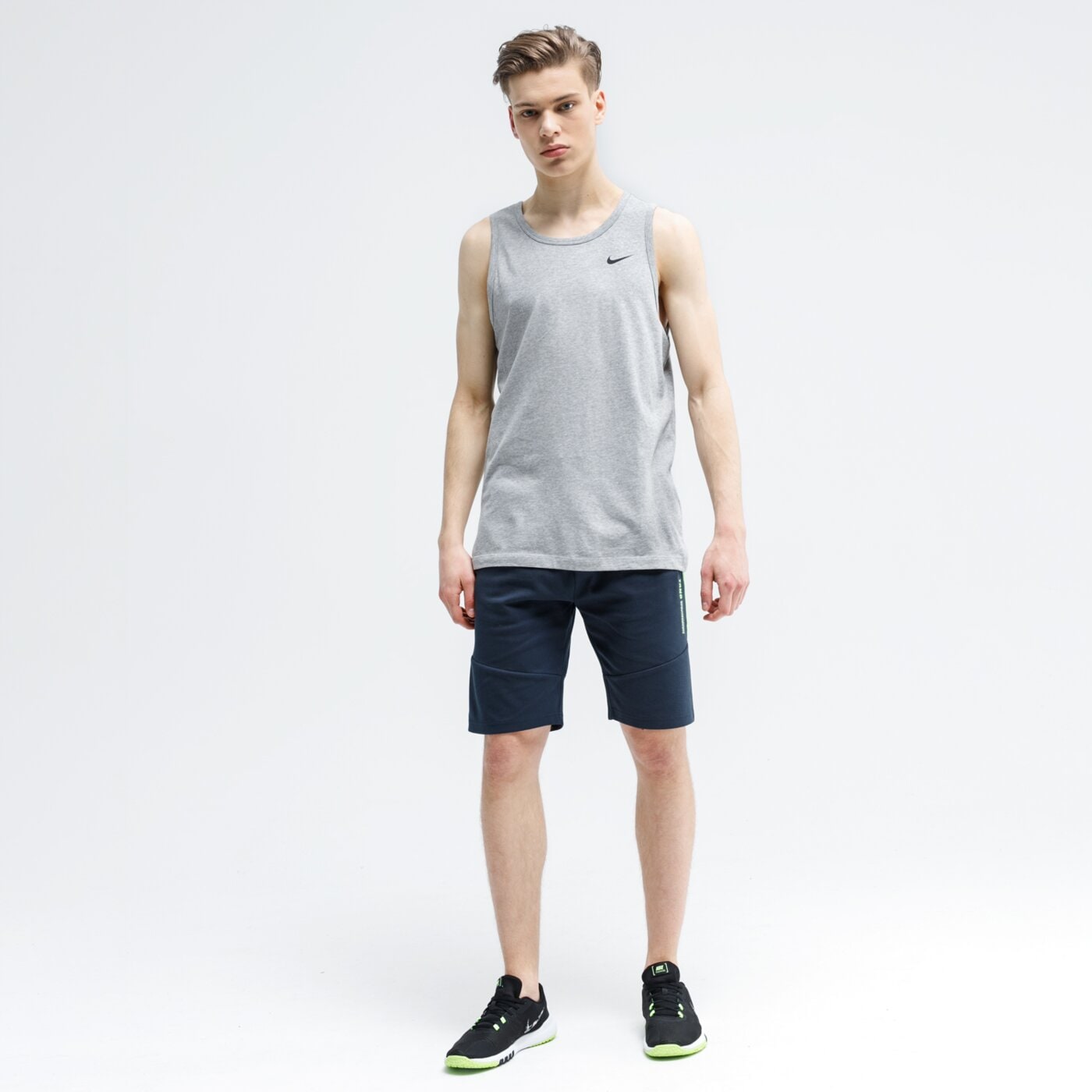 Tank top męski NIKE TANK M NK DRY DFC SOLID ar6069-063 kolor szary