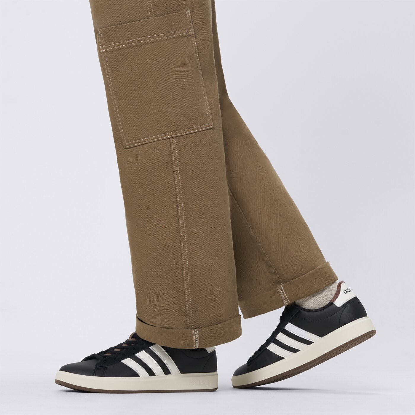 Buty sportowe męskie ADIDAS GRAND COURT 2.0 jh8689 kolor czarny