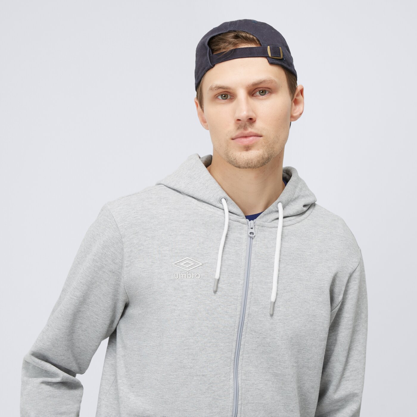 Bluza męska UMBRO BLUZA ROZPINANA Z KAPTUREM PELO ul323blm90001 kolor szary