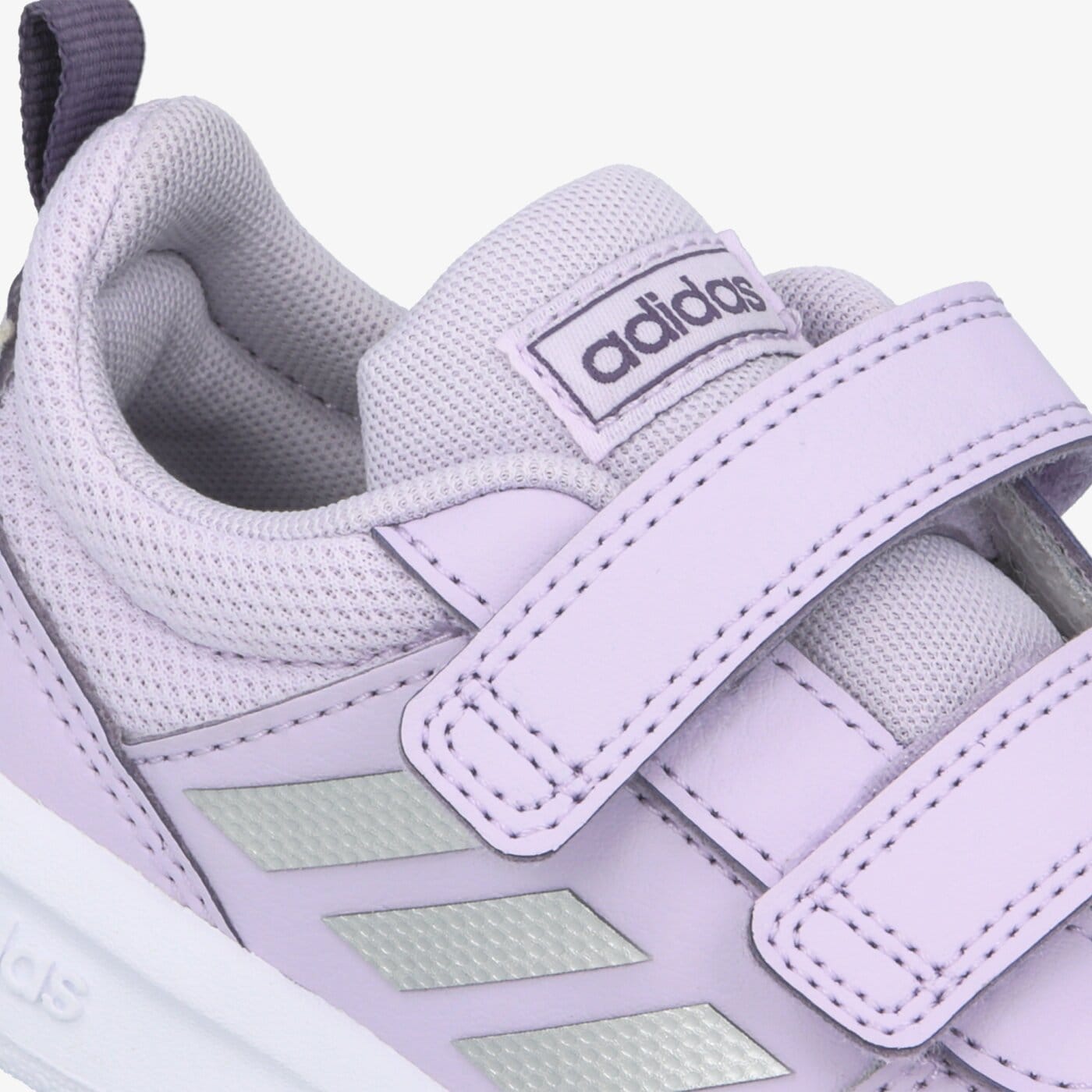 Buty dziecięce ADIDAS TENSAUR C  eg4088 kolor fioletowy