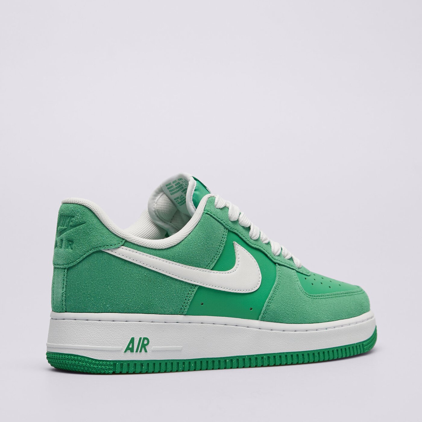 Buty sportowe męskie NIKE AIR FORCE 1 '07 LV8 ib6388-300 kolor zielony