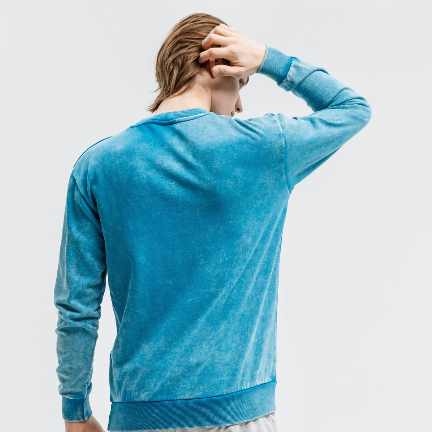 Bluza męska UMBRO BLUZA LARGE LOGO 65857u-h4r kolor niebieski