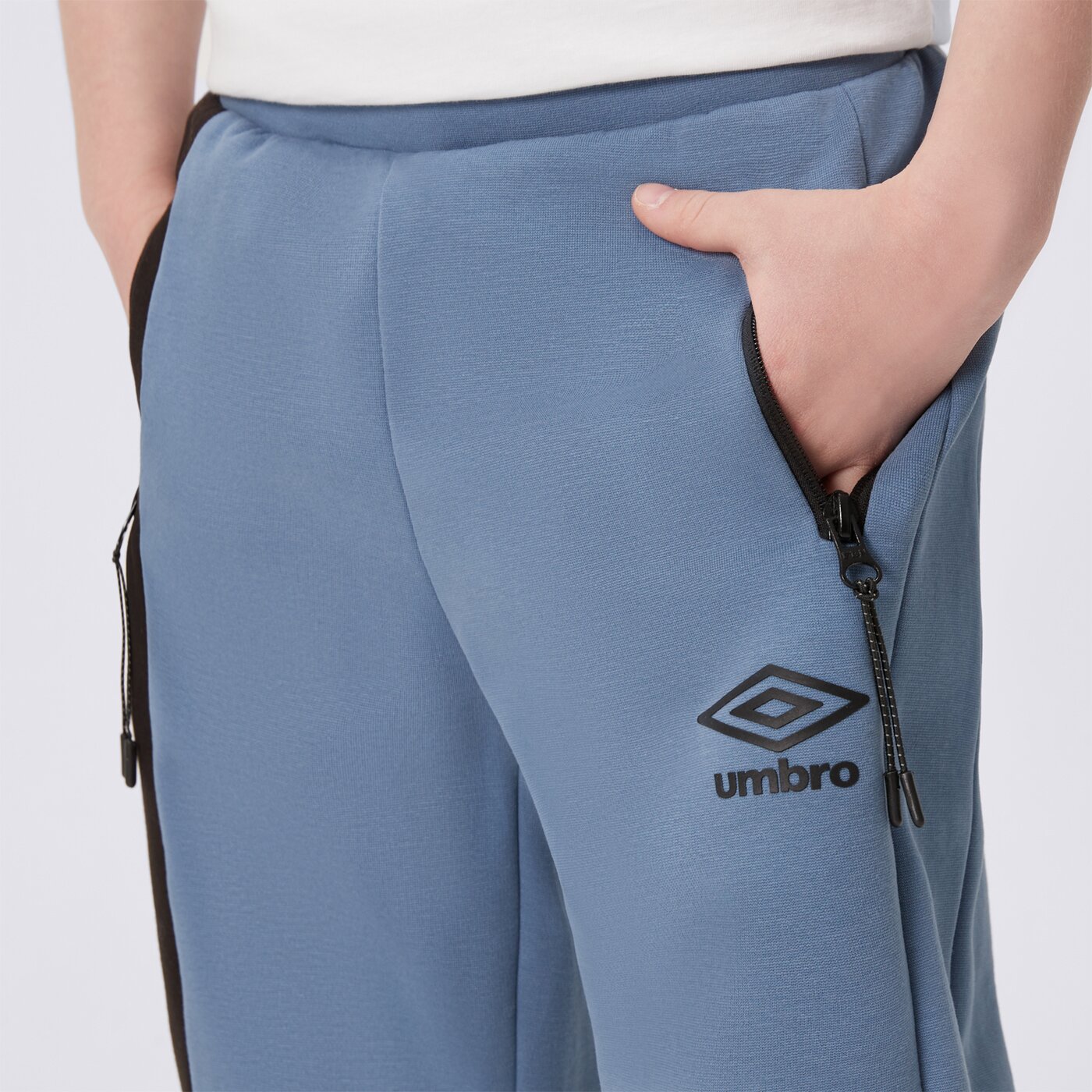 Spodnie dziecięce UMBRO SPODNIE ANDY JR ul125spmj0102 kolor niebieski