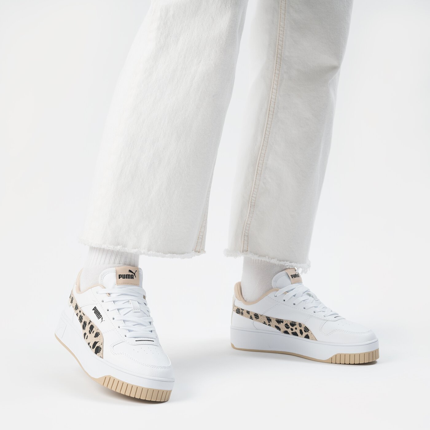 Buty sportowe damskie PUMA CARINA STREET ANIMAL 39194001 kolor biały