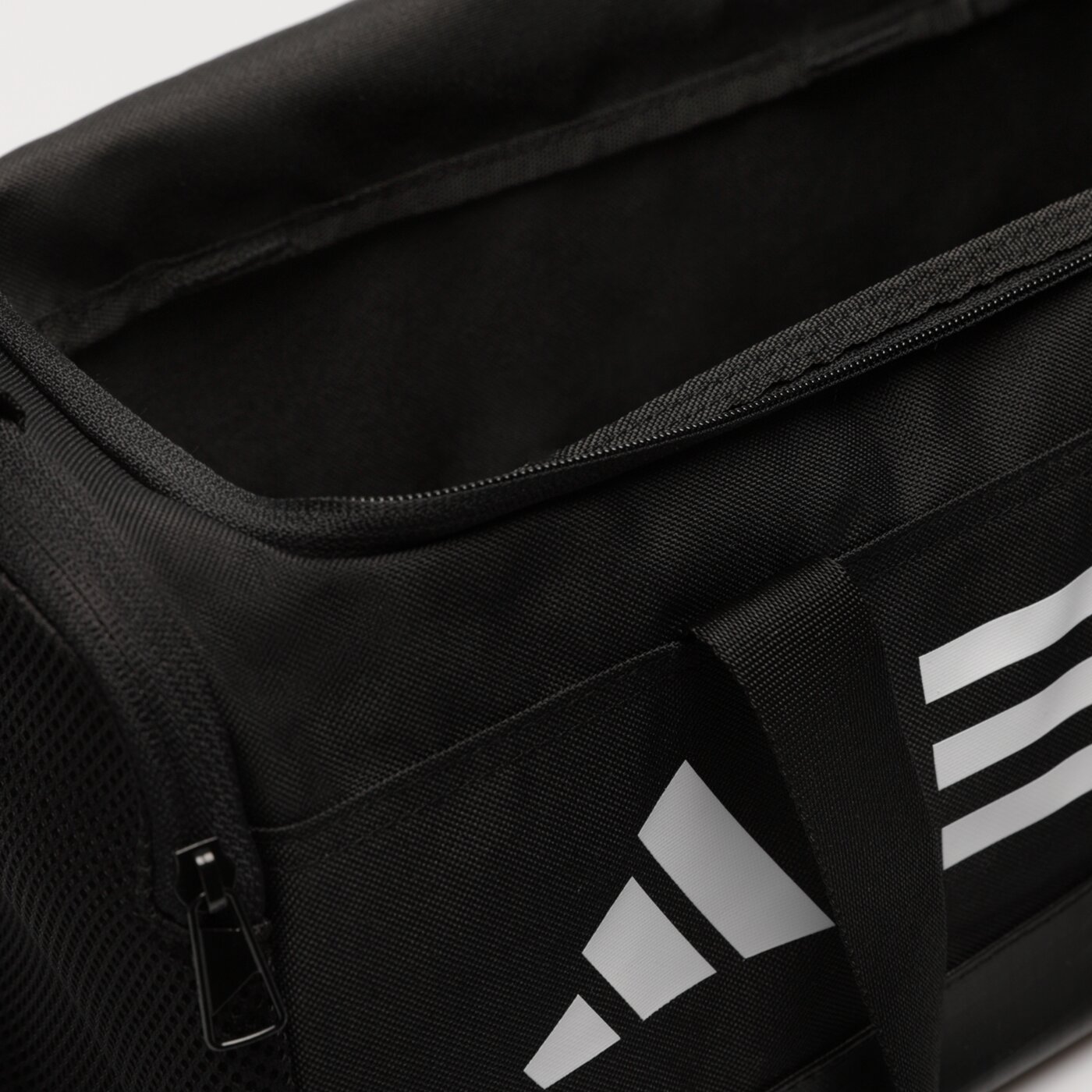 Torba sportowa damska ADIDAS TORBA TR DUFFLE XS ht4748 kolor czarny