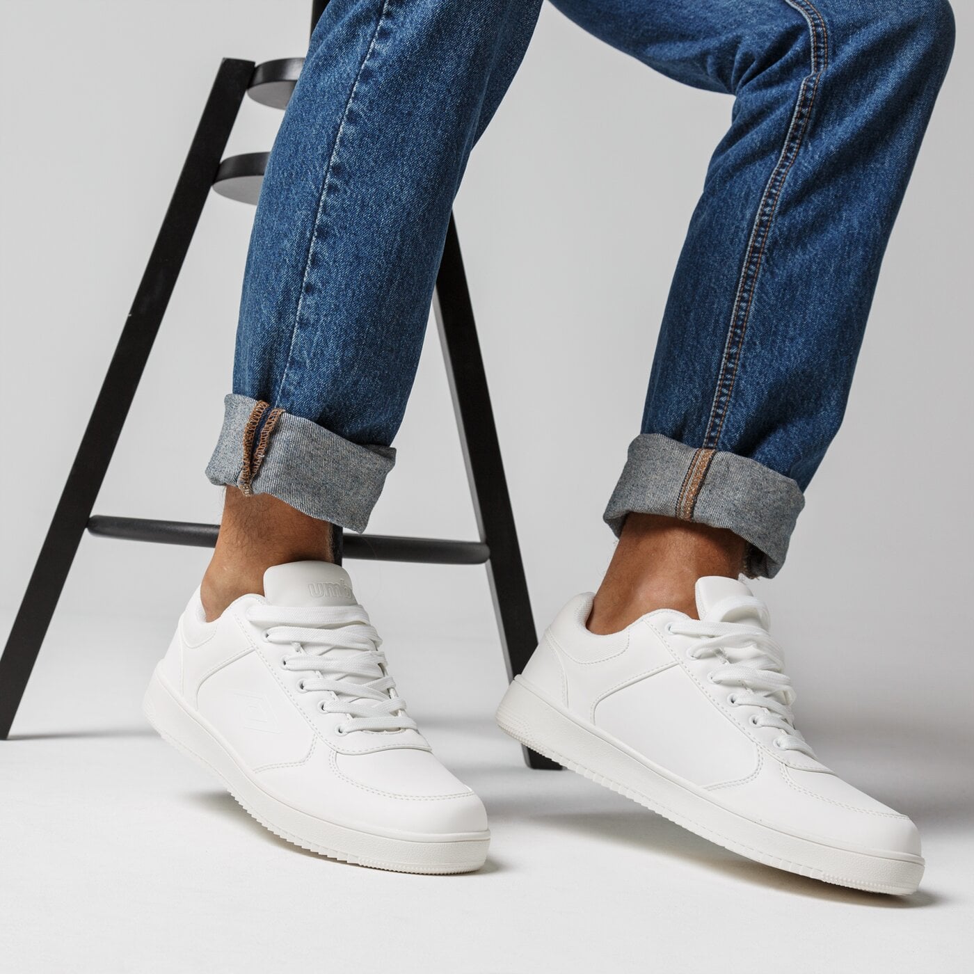 Buty sportowe męskie UMBRO FARUM umml219006 kolor biały