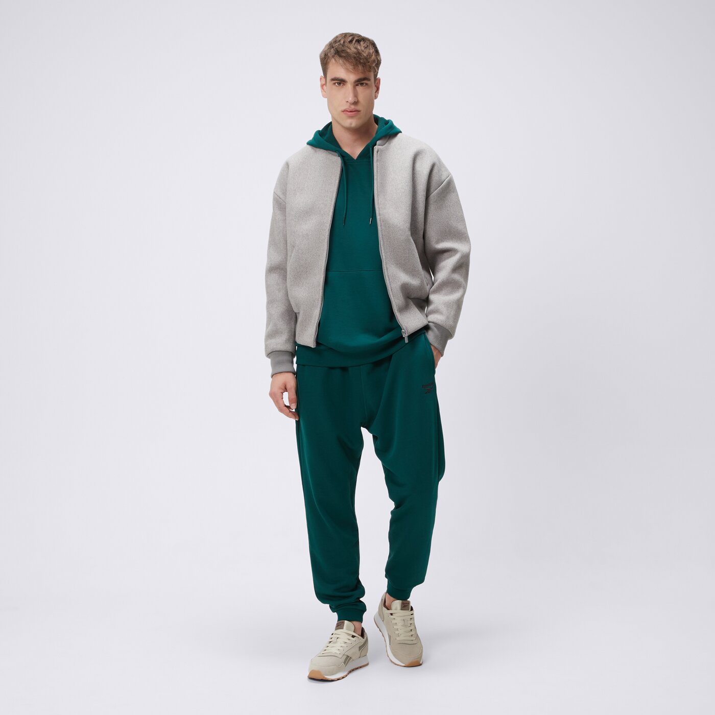 Spodnie dresowe męskie REEBOK SPODNIE IDENTITY SMALL LOGO FT JOGGER 100217213 kolor zielony