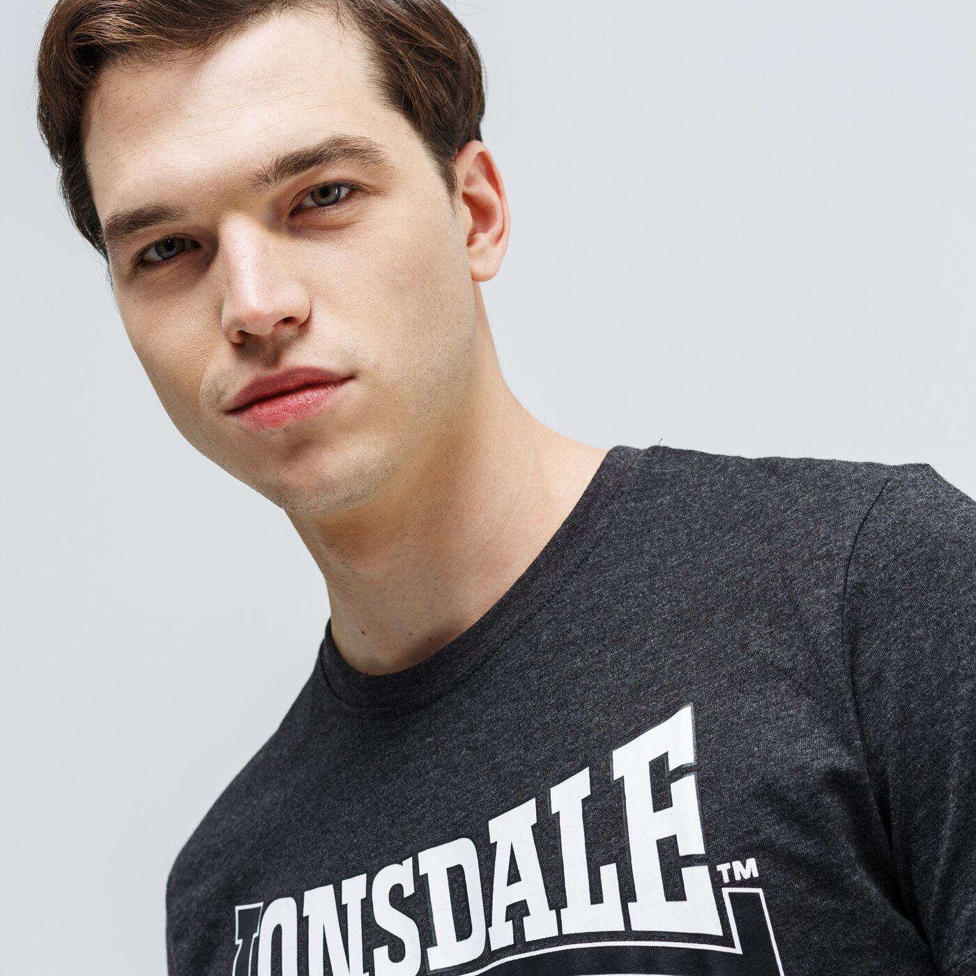 Koszulka męska LONSDALE T-SHIRT SS WALHAM 113989-1047 kolor szary