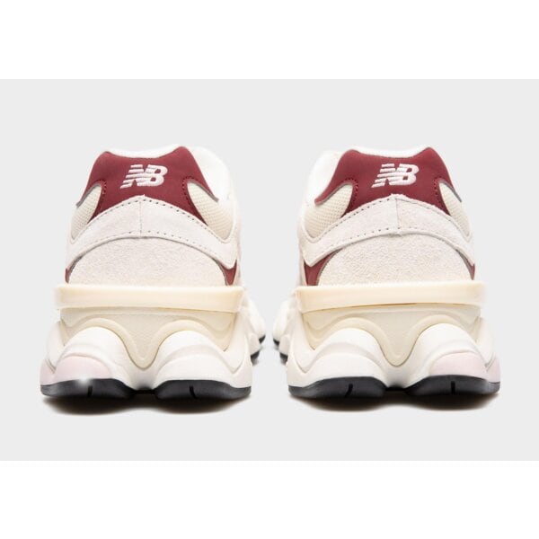 Buty sportowe damskie NEW BALANCE 9060  u9060jsp kolor beżowy