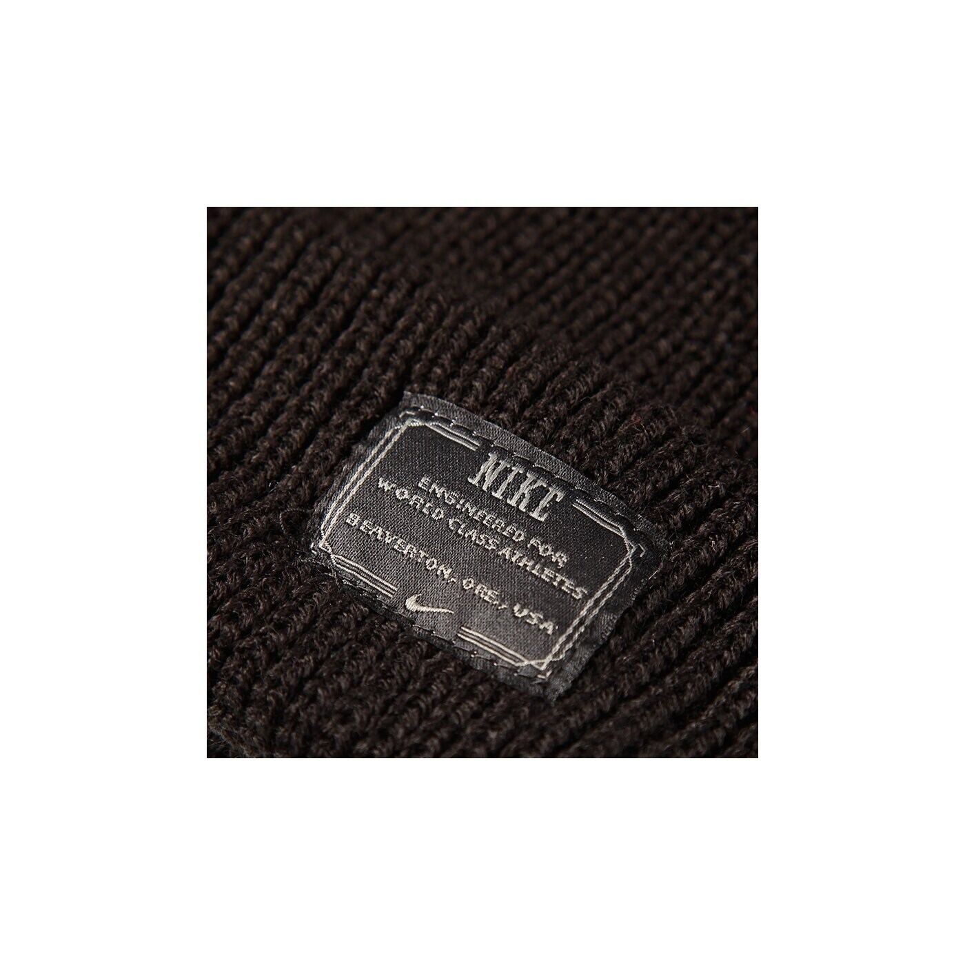 Czapka zimowa damska NIKE CZAPKA FISHERMAN BEANIE 573633010 kolor czarny