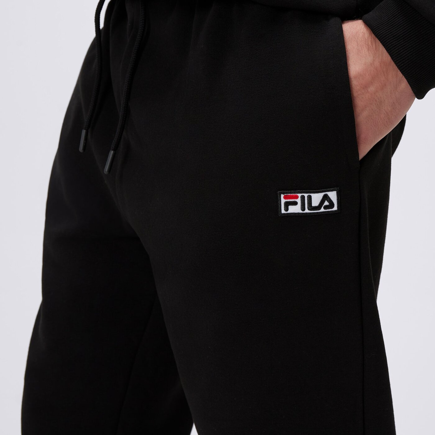 Spodnie dresowe męskie FILA SPODNIE TUBER 2.0 FT fw24spm025000 kolor czarny