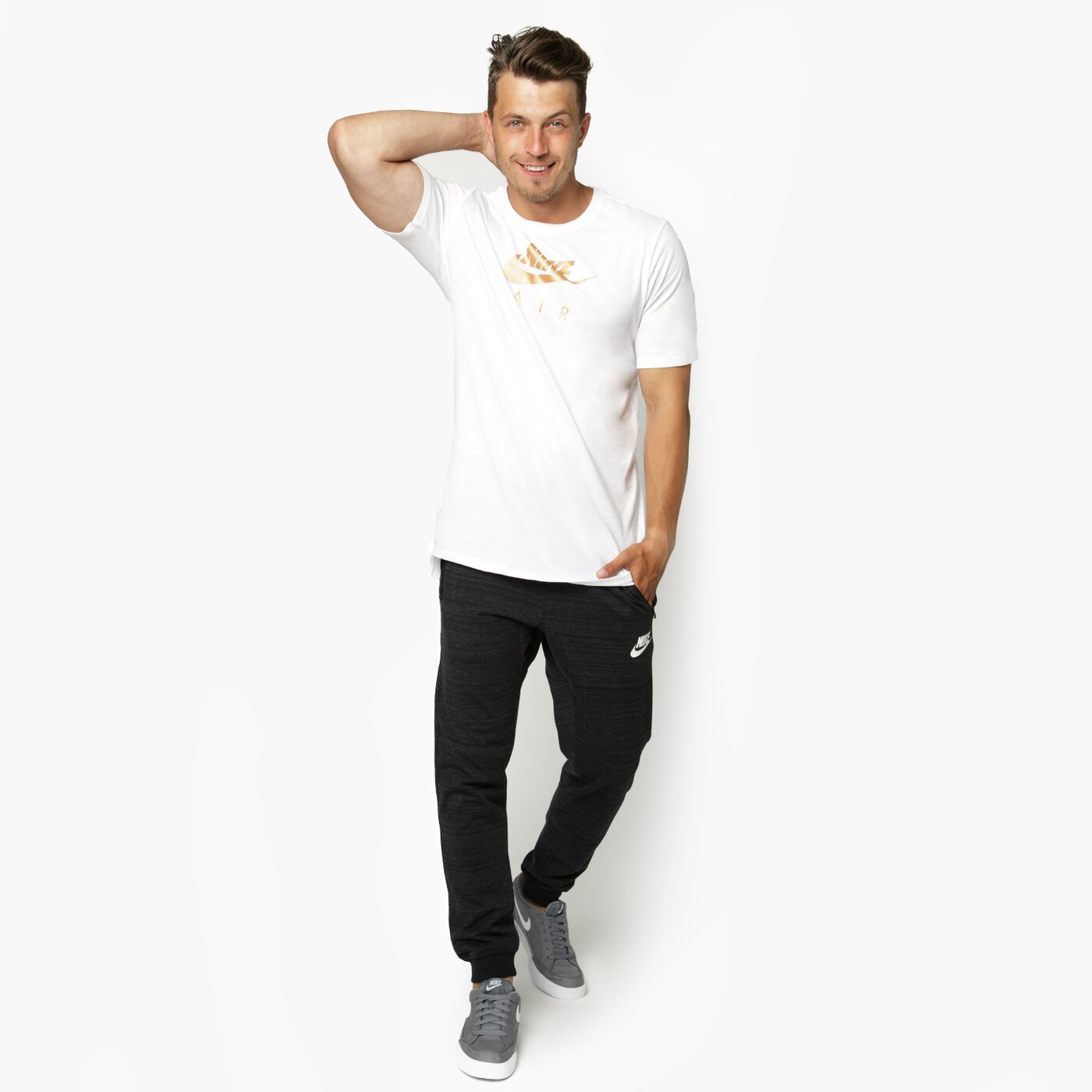 Koszulka męska NIKE T-SHIRT M AIR HRTGE VIRU 847521100 kolor biały