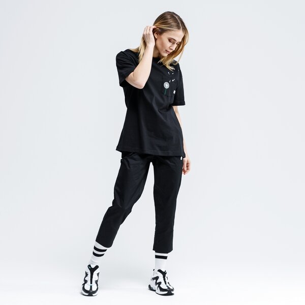 Koszulka damska NIKE T-SHIRT W NK SS RUNWAY ck4399-010 kolor czarny