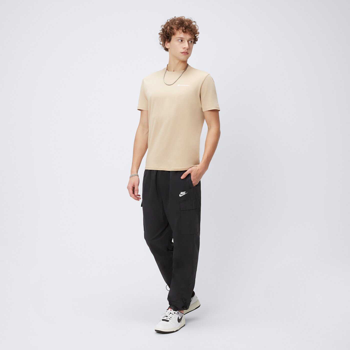 Spodnie dresowe męskie NIKE PLAYERS TRACK PANTS  dx2033-010 kolor czarny