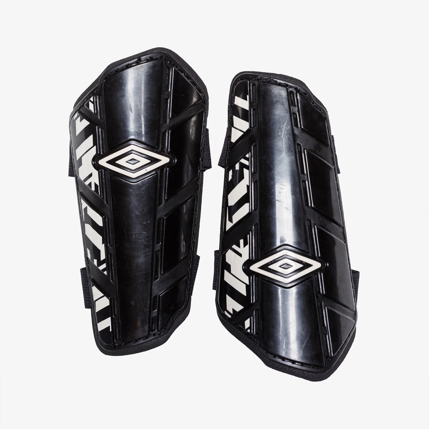 Męskie UMBRO OCHRANIACZE VELOCE SLIP NEW SHELL 20971u090 kolor czarny