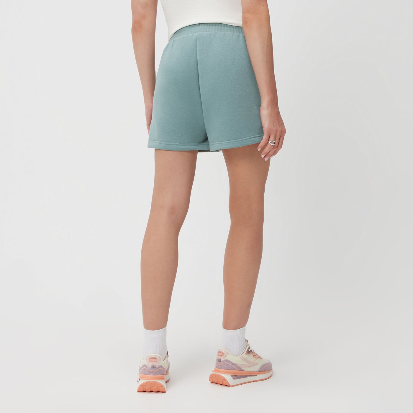 Spodenki damskie FILA SZORTY BERENICE FT ss25spw006293 kolor zielony