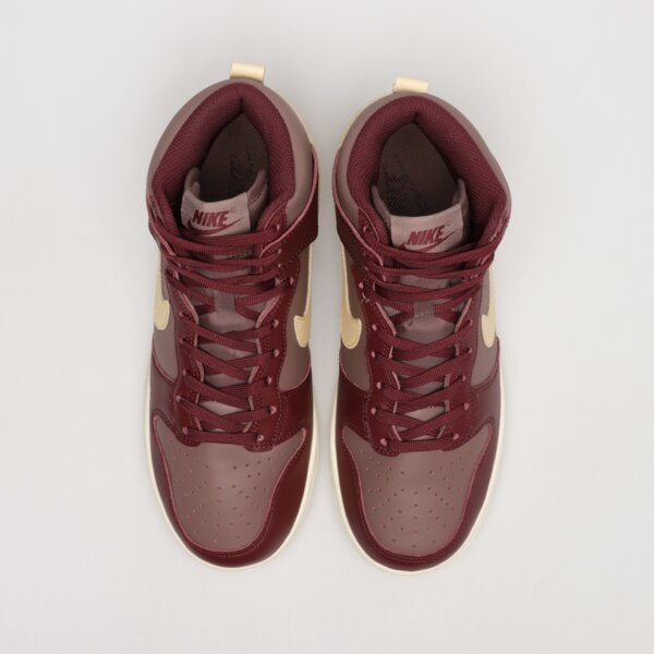 Buty sportowe damskie NIKE DUNK HIGH  dd1869-202 kolor bordowy