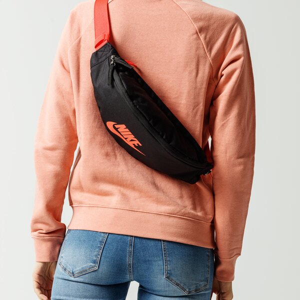 Nerka (saszetka na pas) damska sportowa NIKE NERKA NK HERITAGE HIP PACK ba5750-016 kolor czarny