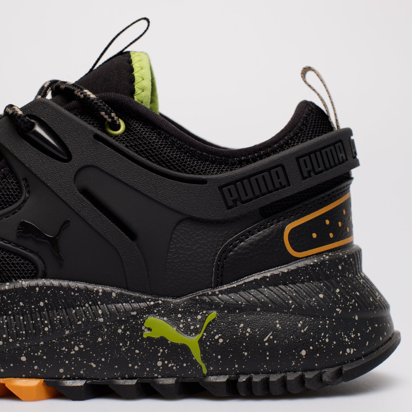 Buty do biegania męskie PUMA PACER FUTURE TRAIL 38288405 kolor czarny