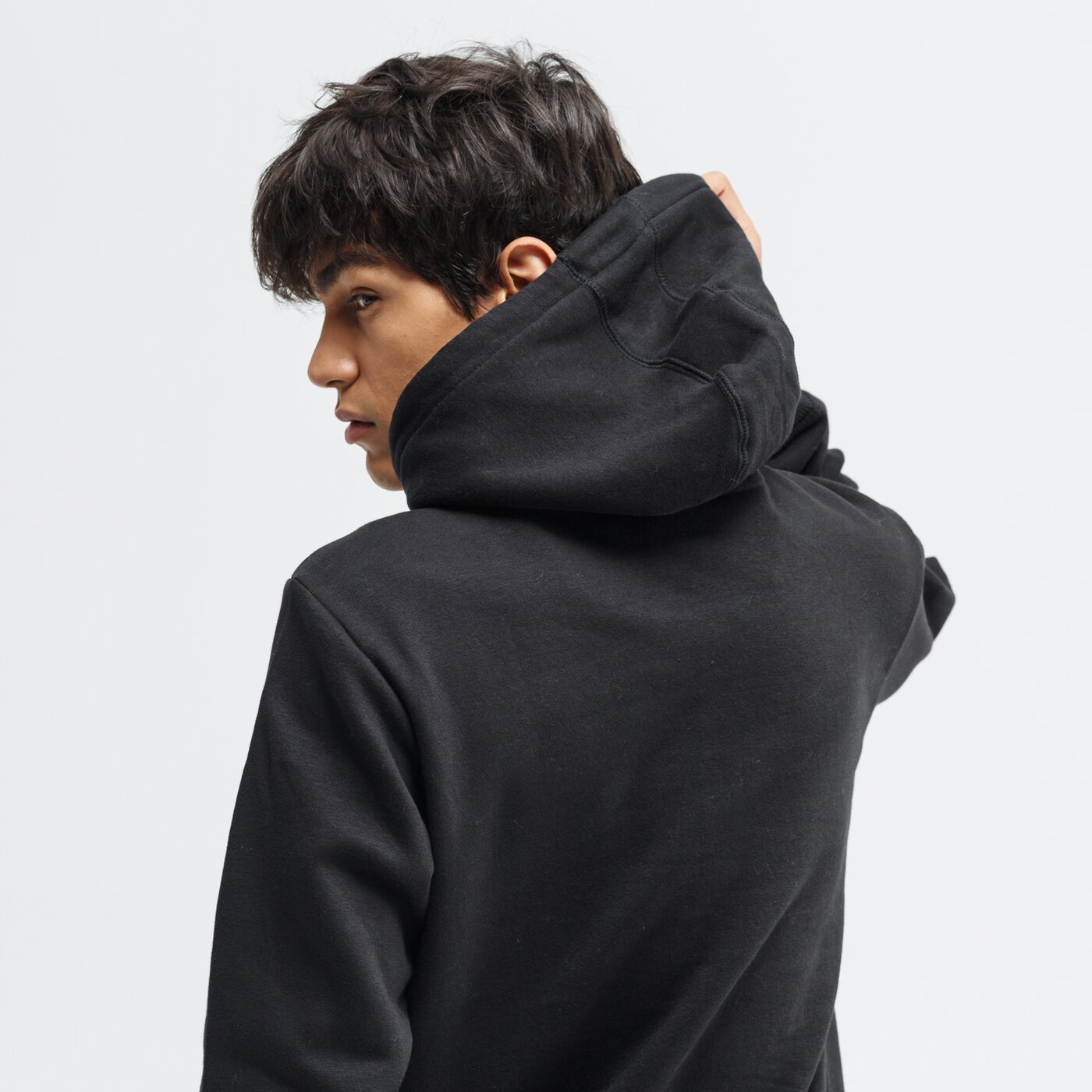 Bluza męska UMBRO BLUZA FW LARGE LOGO OH 65358u-060 kolor czarny