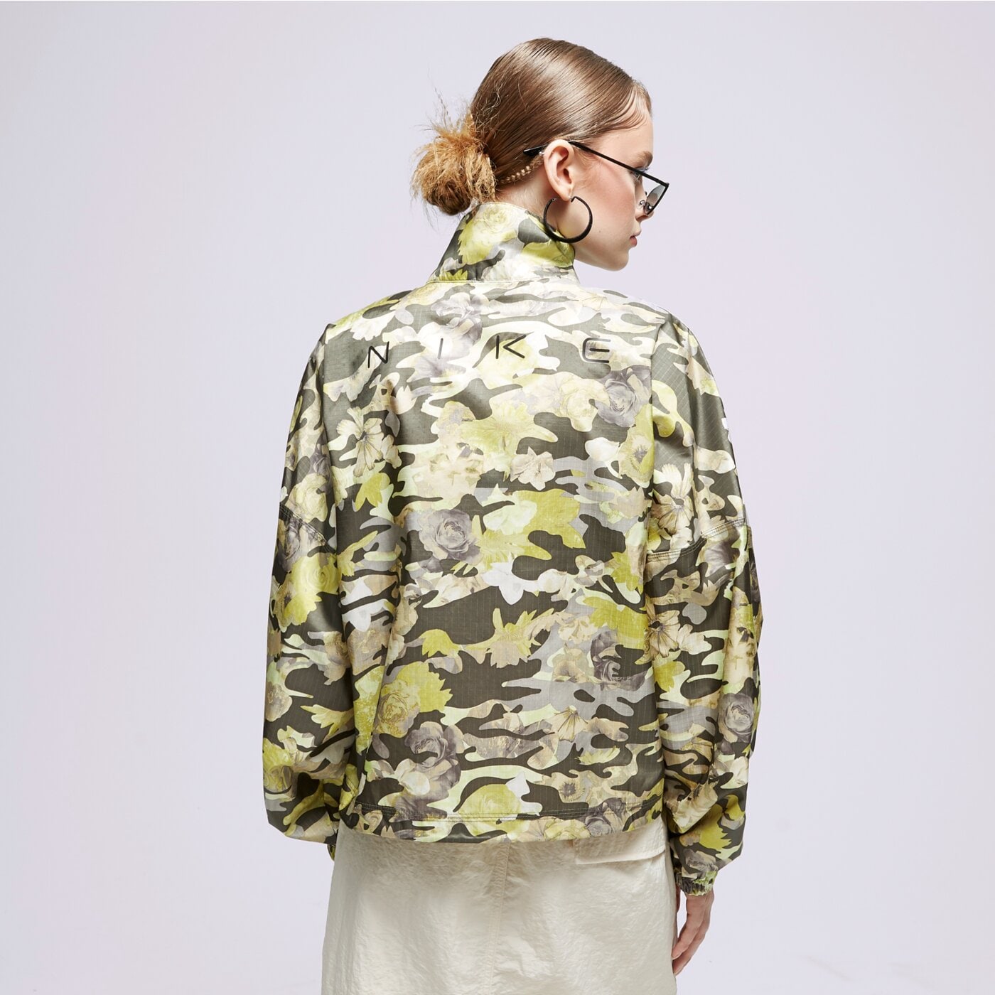 Kurtka przejściowa damska NIKE KURTKA CZ8184 cz8184-325 kolor multicolor