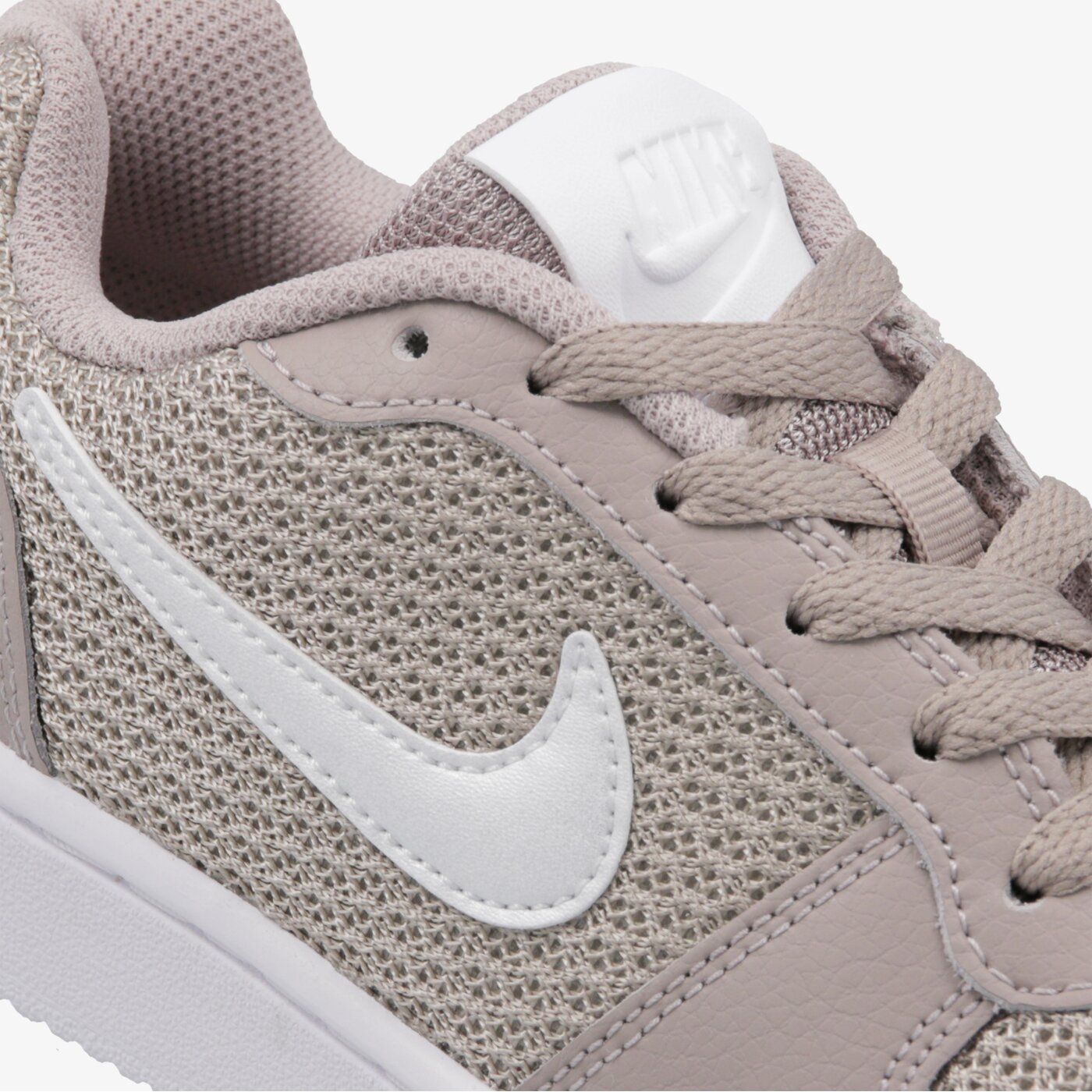 Buty sportowe damskie NIKE EBERNON LOW aq1779-201 kolor beżowy