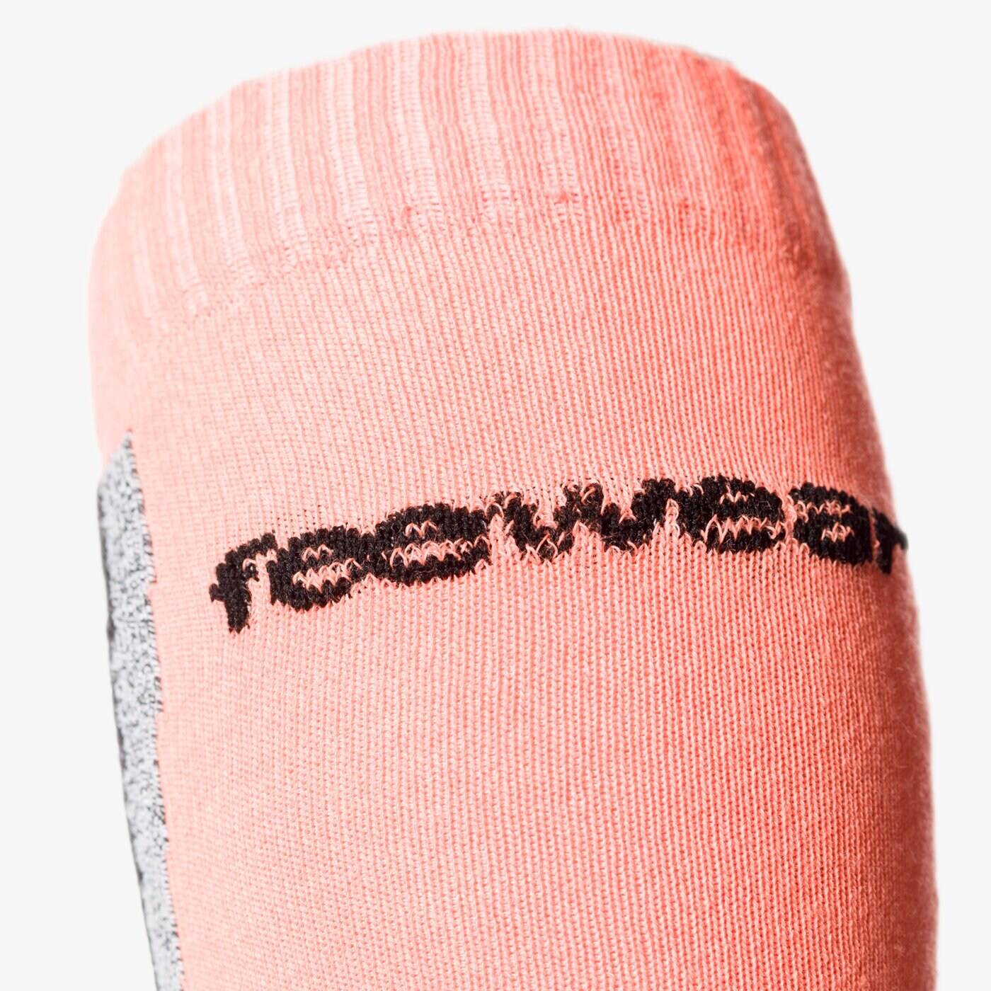 Skarpetki damskie FEEWEAR SKARPETY NARCIARSKIE SEEFELD fw37ska06002 kolor różowy