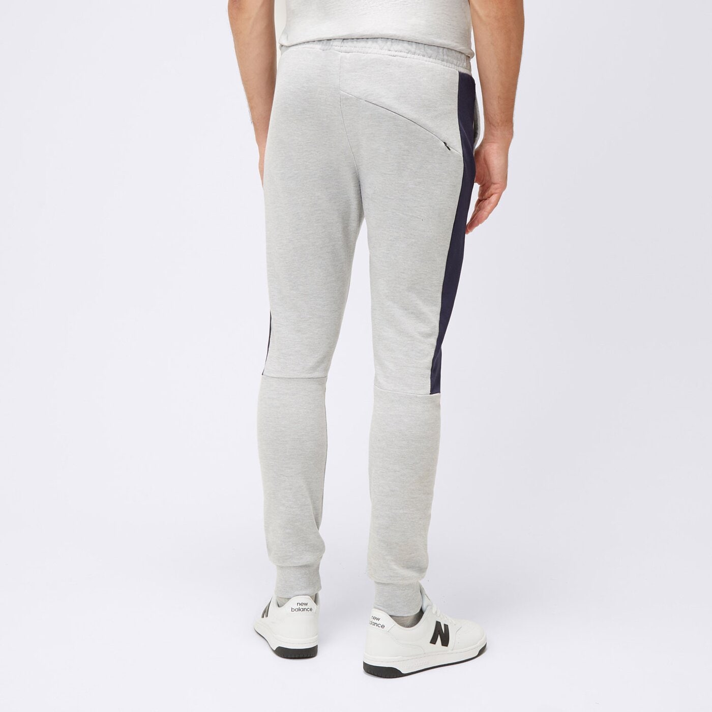 Spodnie dresowe męskie UMBRO SPODNIE 66541u-mvx kolor szary