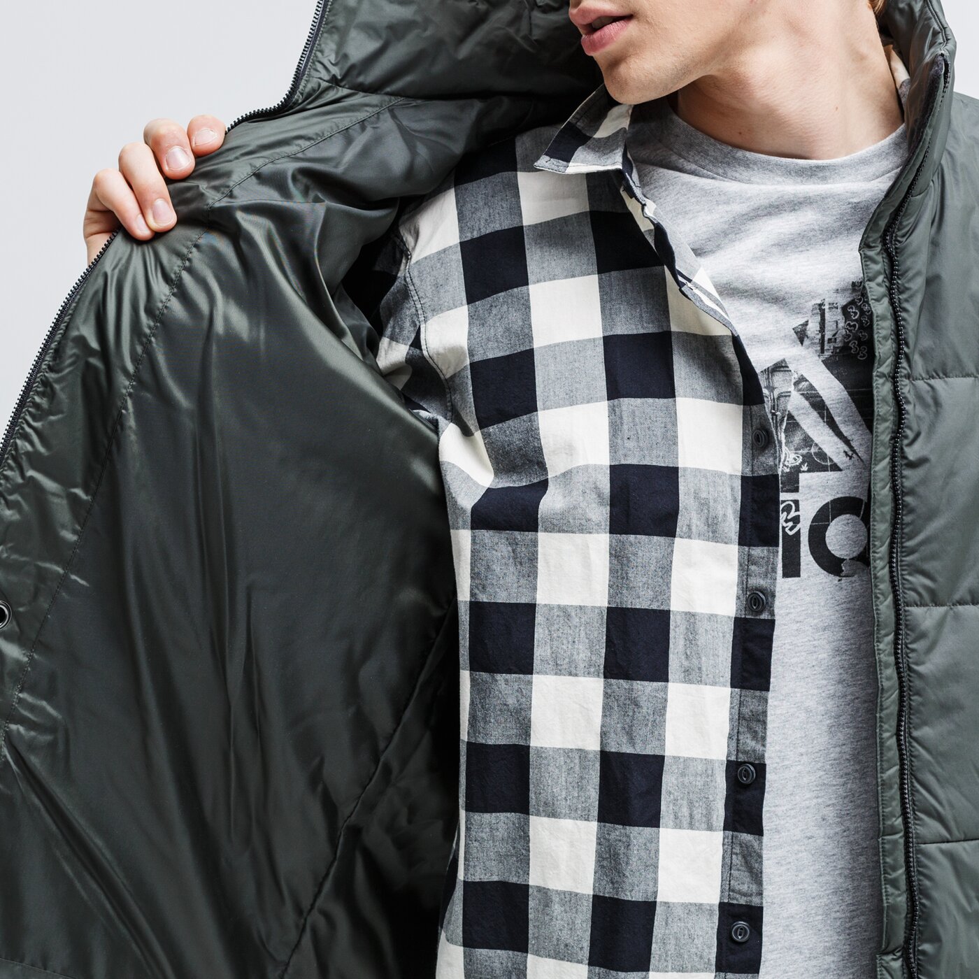 Kurtka zimowa męska ADIDAS KURTKA BSC 3S INS JKT dz1398 kolor khaki