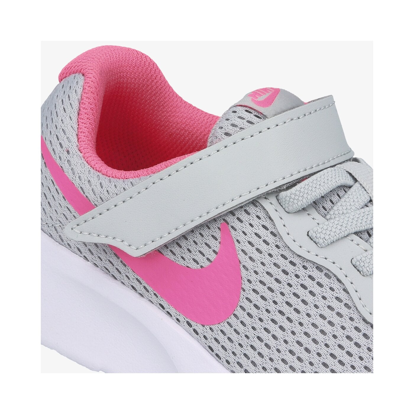 Buty dziecięce NIKE TANJUN (TD) 818383-029 kolor szary