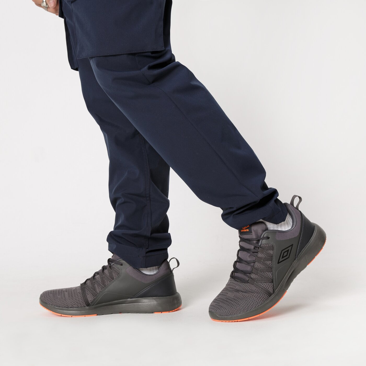 Buty treningowe męskie UMBRO MAXTON umml122023 kolor szary