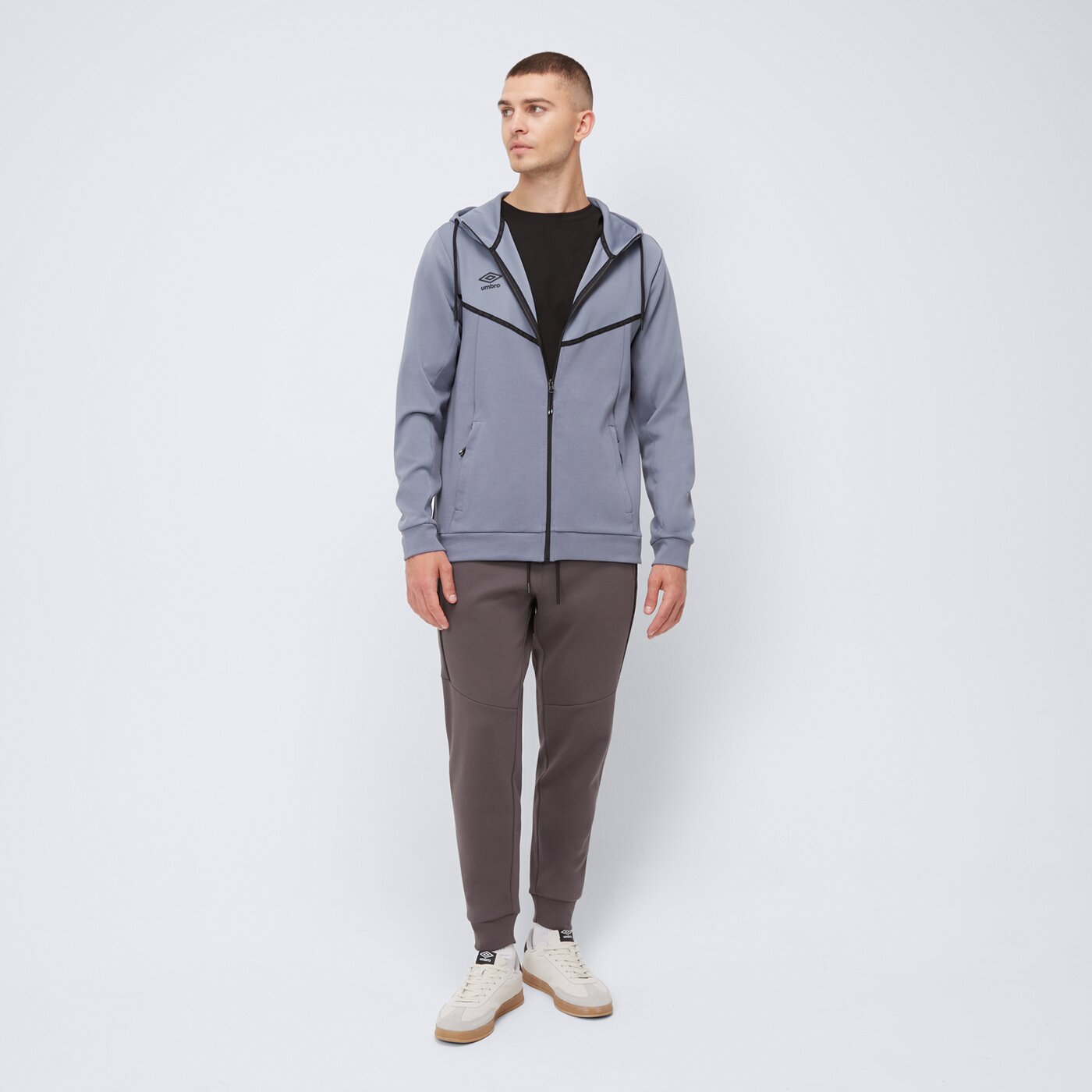 Bluza męska UMBRO BLUZA ROZPINANA Z KAPTUREM TECH FULL ZIP ul125blm01002 kolor niebieski