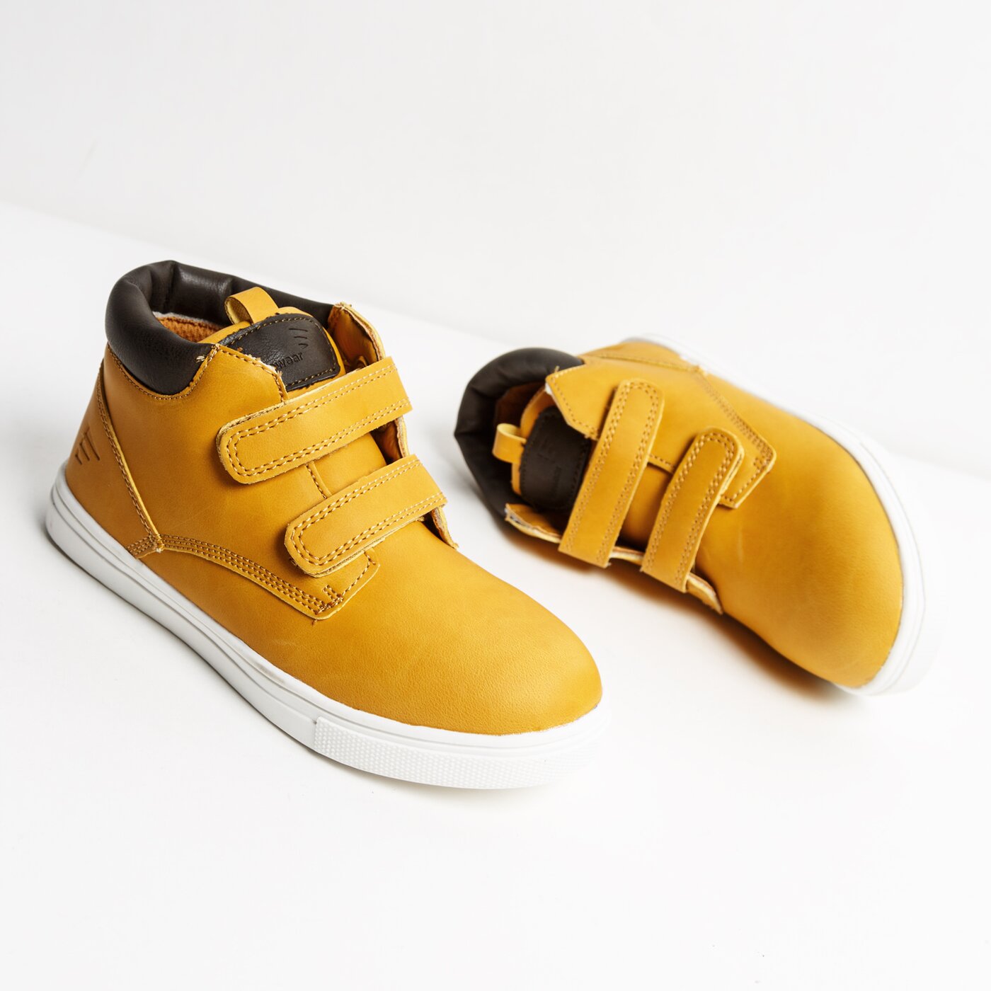 Buty trekkingowe dla dzieci FEEWEAR CHASE fwjkk218001 kolor brązowy