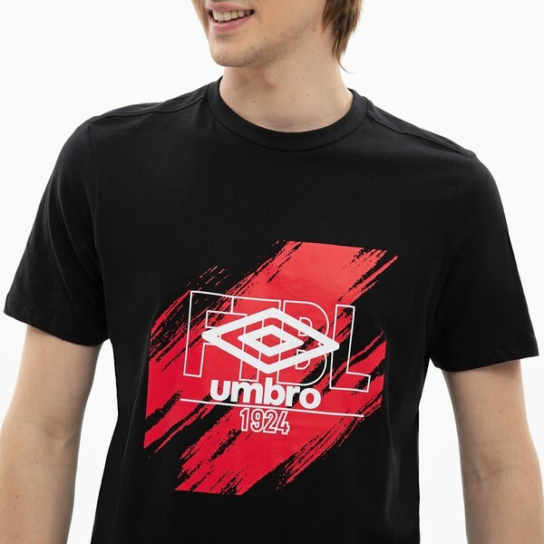 Koszulka męska UMBRO T-SHIRT FW FTBL GRAPHIC 66141u-060 kolor czarny