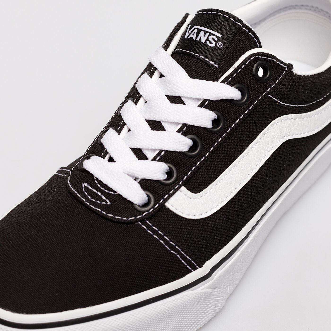 Buty sportowe damskie VANS WM WARD PLATFORM CANVAS vn0a3tlc1871 kolor czarny