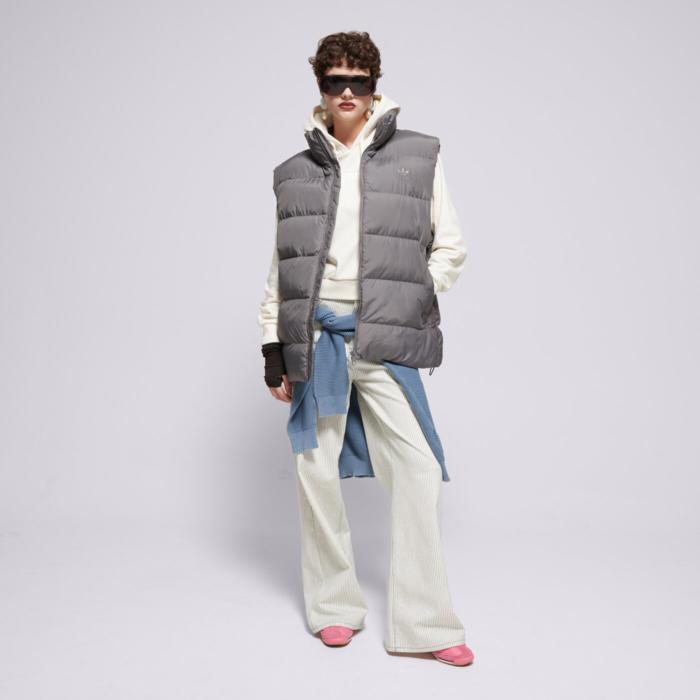 Bluza damska VANS BLUZA Z KAPTUREM W ESSENTIAL FT RLX PO vn000jf6fs8 kolor biały