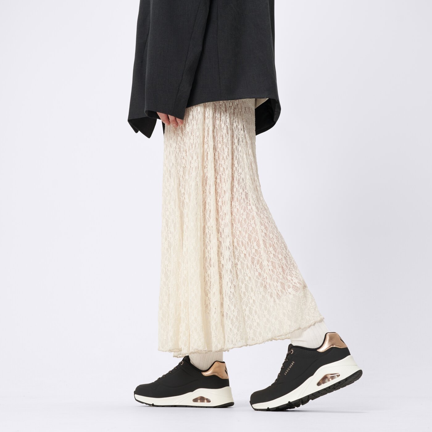 Buty sportowe damskie SKECHERS UNO 155196blk kolor czarny