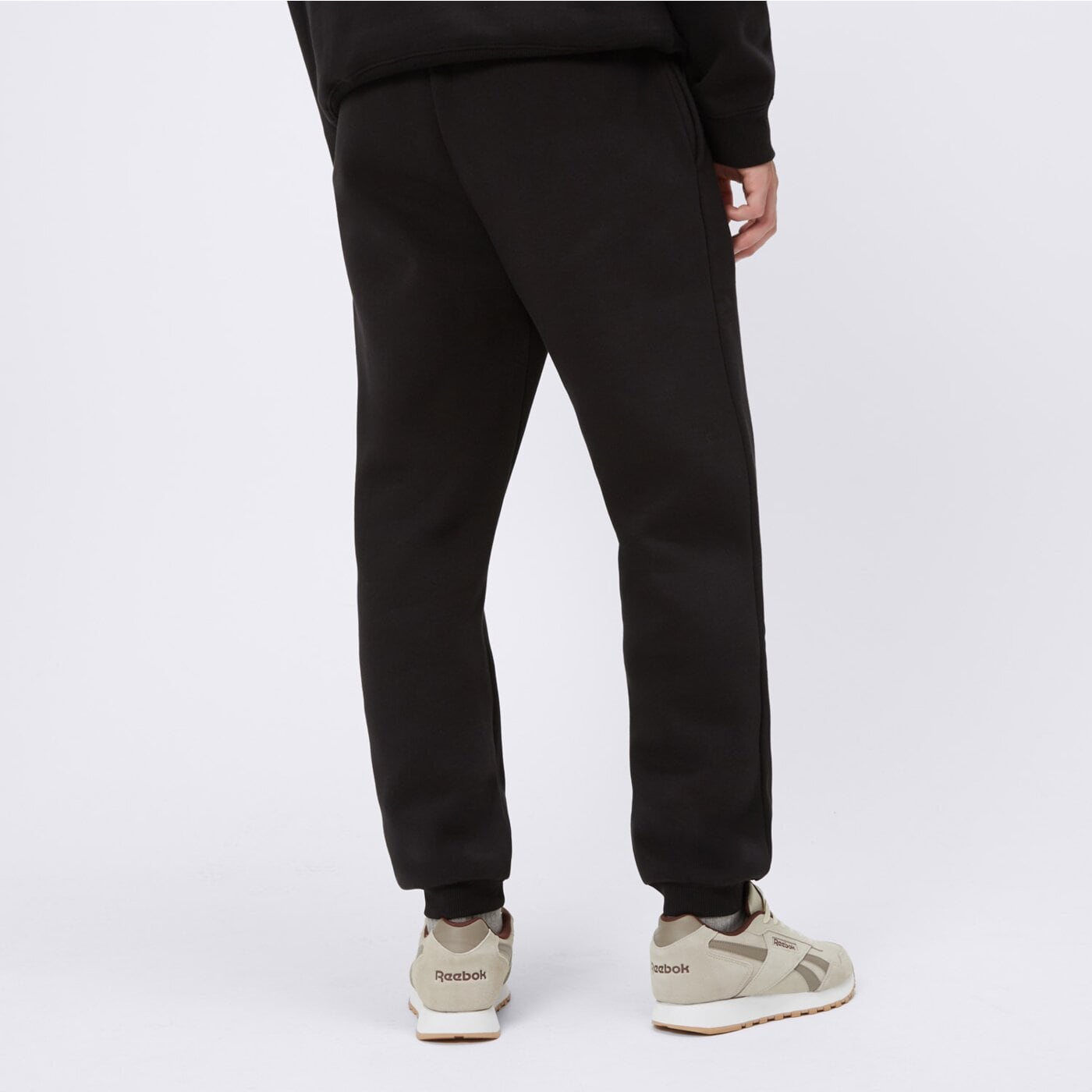 Spodnie dresowe męskie REEBOK SPODNIE ANDRE SMALL LOGO CUFFED 100240231 kolor czarny