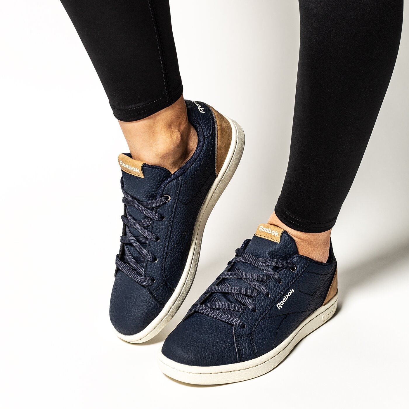 Buty dziecięce REEBOK ROYAL COMPLETE CLN dv4159 kolor granatowy