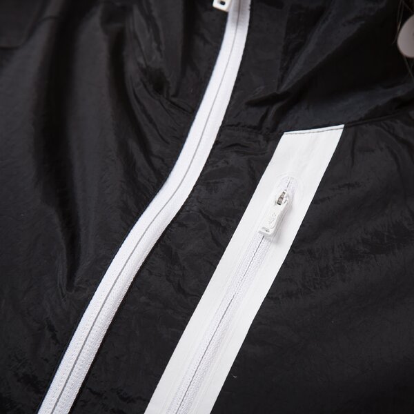 Kurtka przejściowa damska NIKE KURTKA TECH MOTO CAPE-SP 699882010 kolor czarny