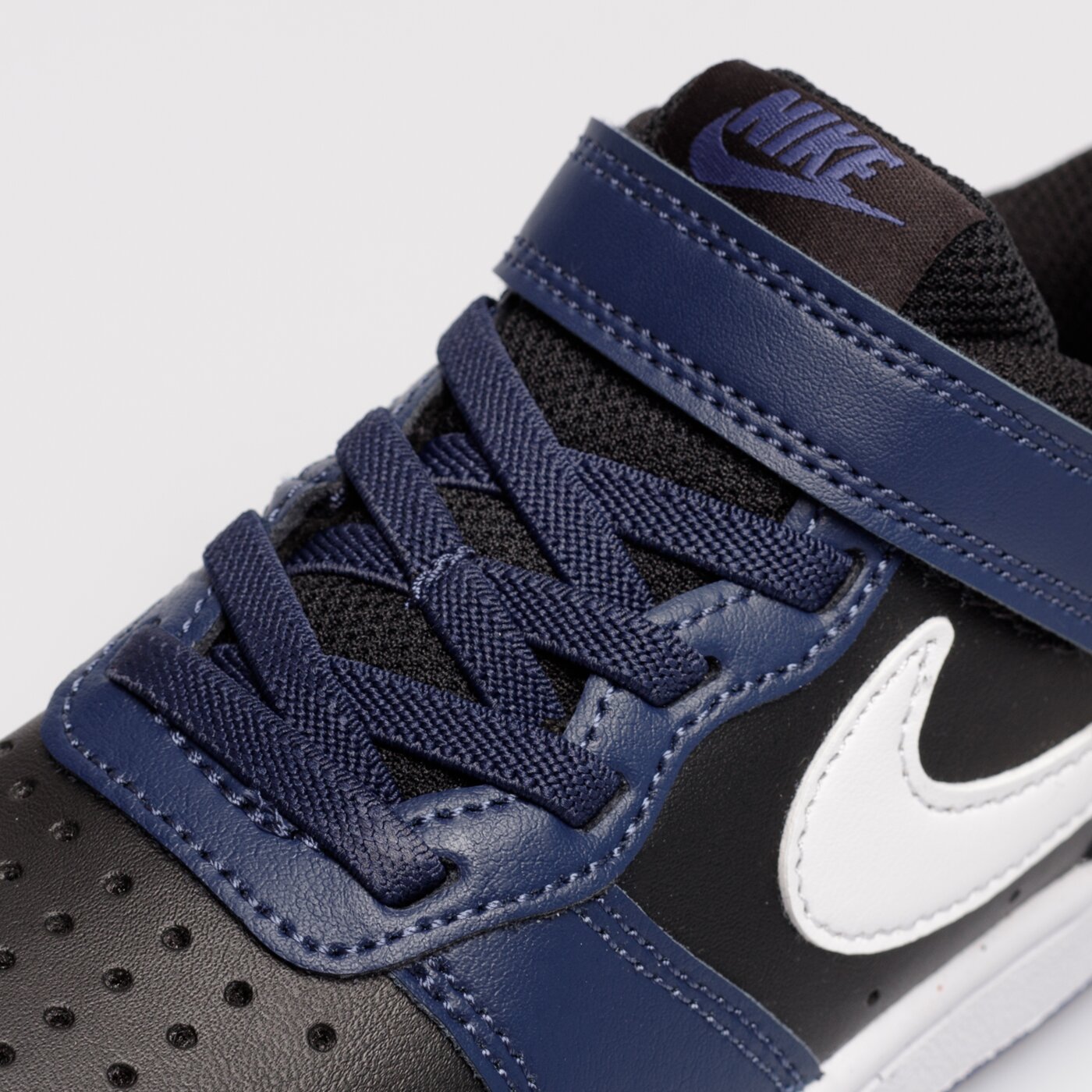 Buty dziecięce NIKE COURT BOROUGH LOW 2 bq5451-404 kolor czarny