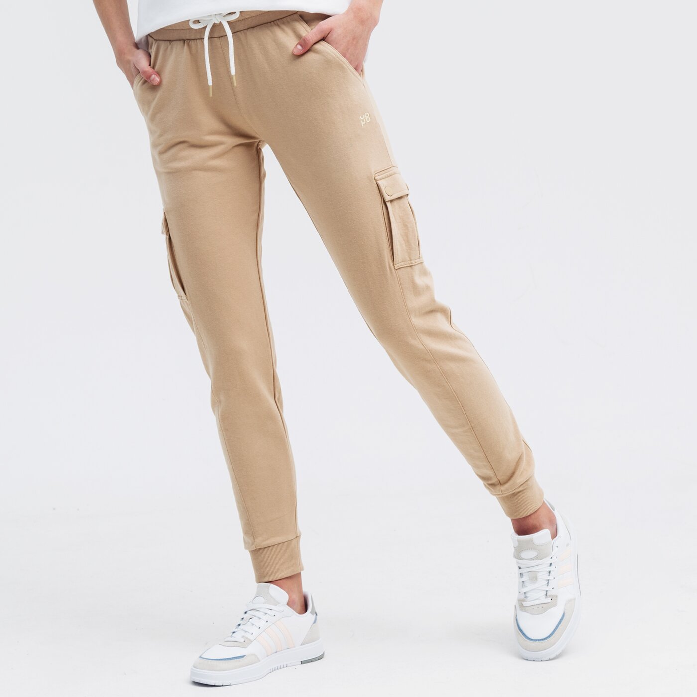 Spodnie dresowe damskie UP8 SPODNIE AVARIE up121spd31001 kolor beżowy