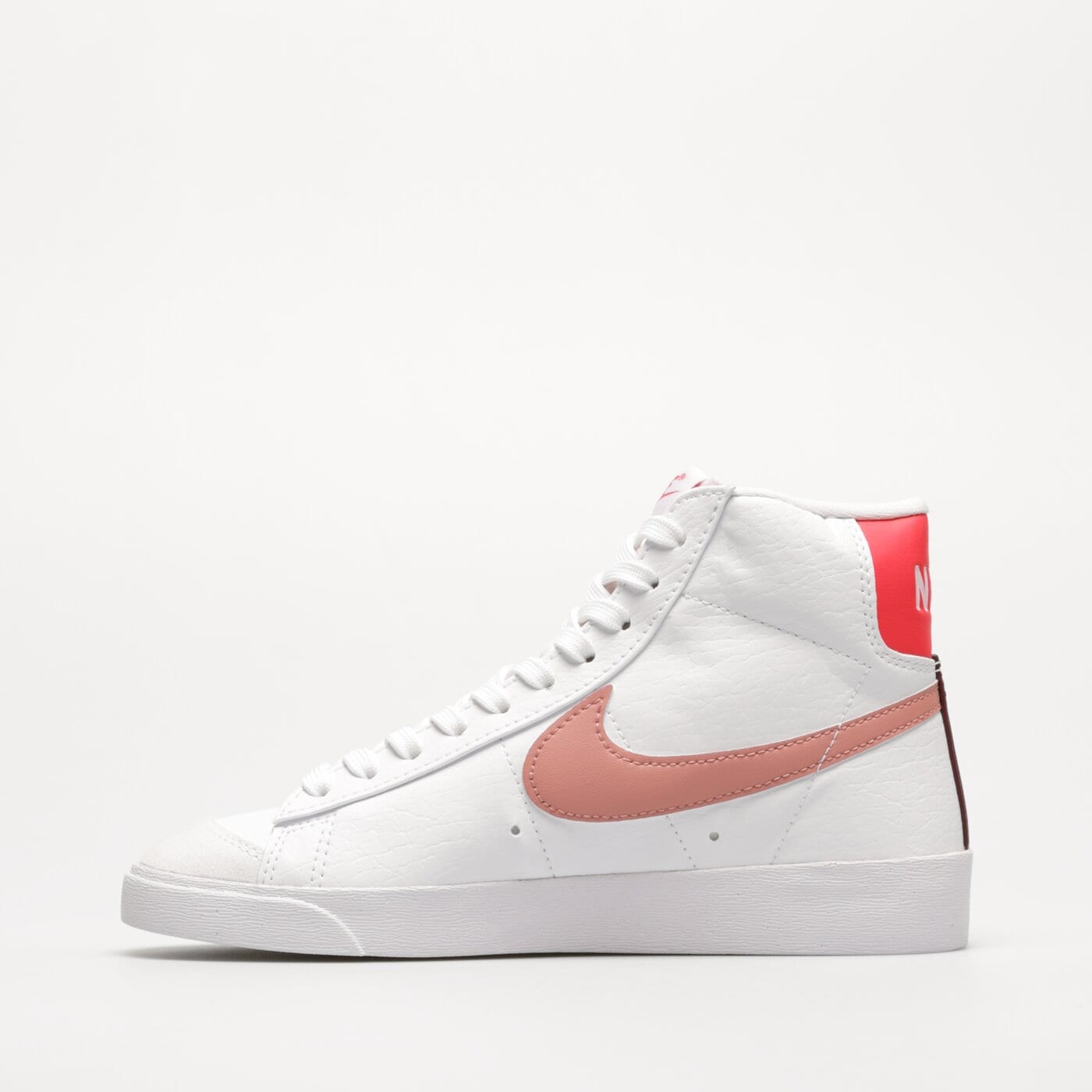 Buty sportowe damskie NIKE W BLAZER MID '77 NEXT NATURE dq4124-105 kolor biały