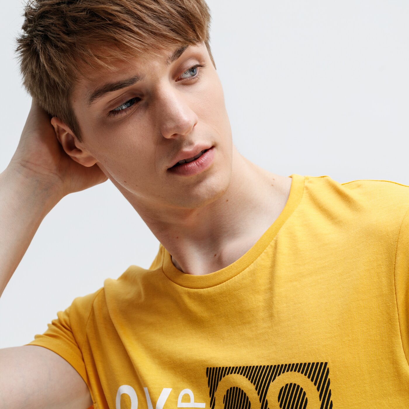 Koszulka męska FEEWEAR T-SHIRT MERE fw39tsm55001 kolor musztardowy