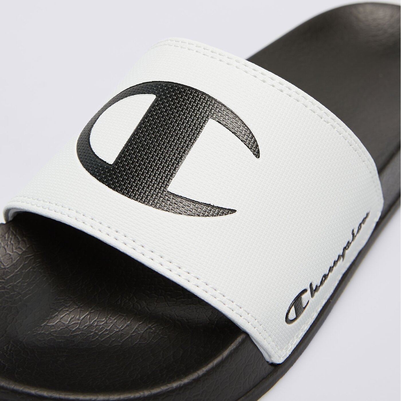 Klapki męskie CHAMPION SAMOA  s22178kk002 kolor biały