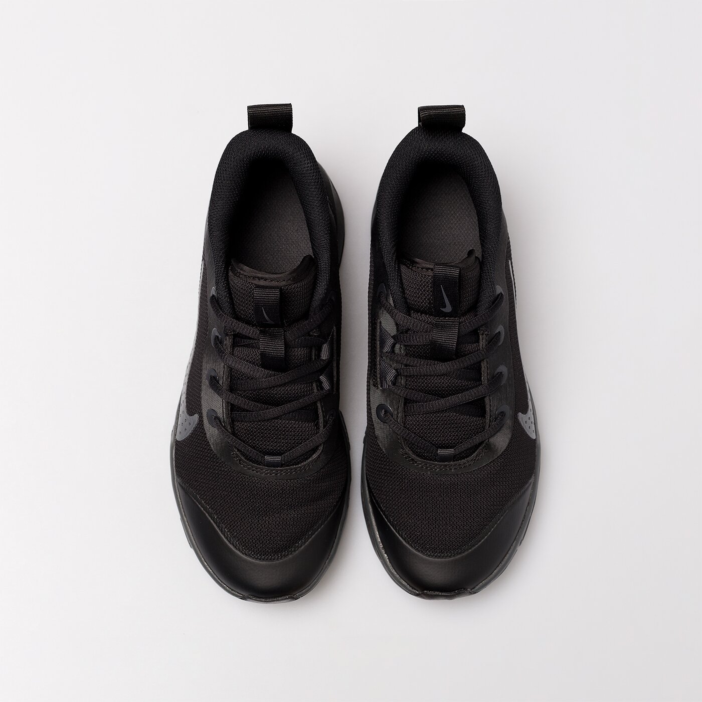 Buty do biegania dla dzieci NIKE OMNI dm9027-001 kolor czarny